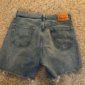 Levi's cutoff shorts 30